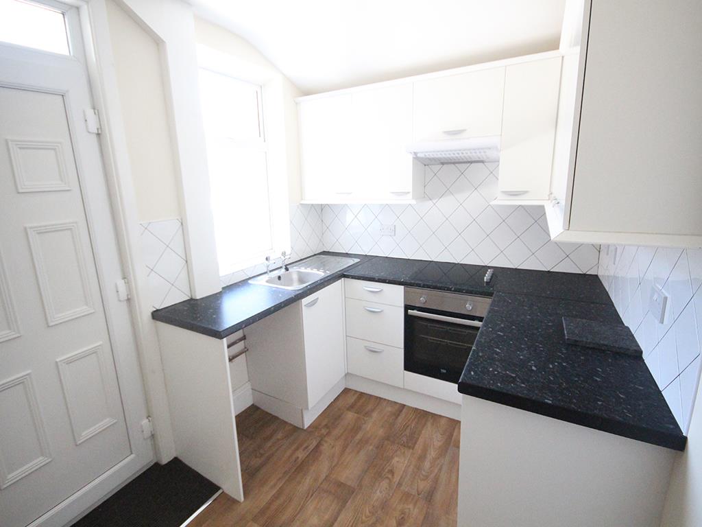 3 bedroom mid terrace house To Let in Barnoldswick - IMG_6968.jpg